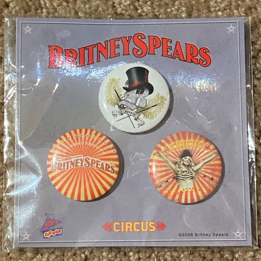 Britney Spears pin set